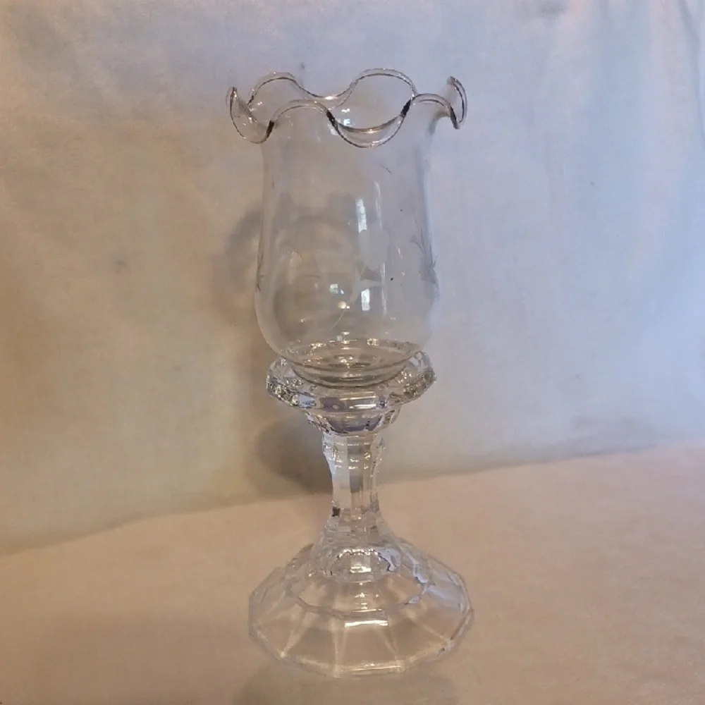 Elegant Clear Glass Candle Holder